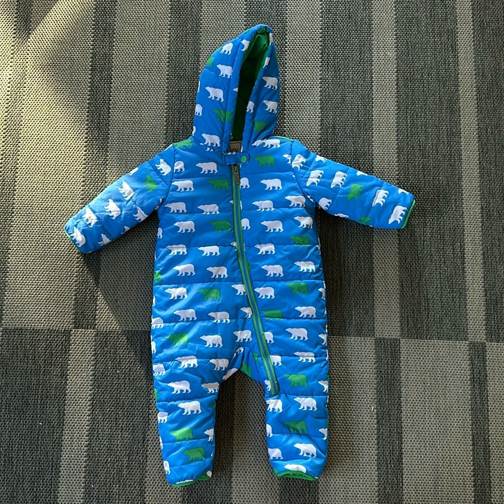 HATLEY Baby Snow Suit polar bear print. Discontinued easy to put on, runs large